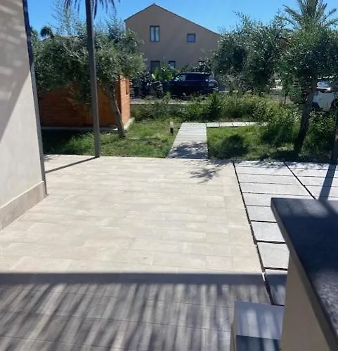 I Carrubi 拉斯卡里